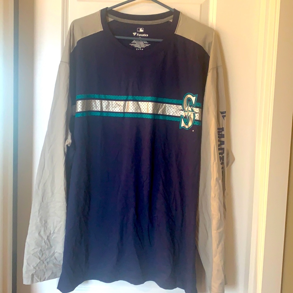 Fanatics NWT Mariners long sleeve shirt